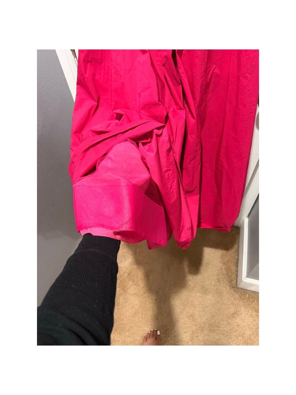 Women's Marchesa Notte Fuchsia Cutout Taffeta Halterneck Gown Size 6 - Picture 9 of 11